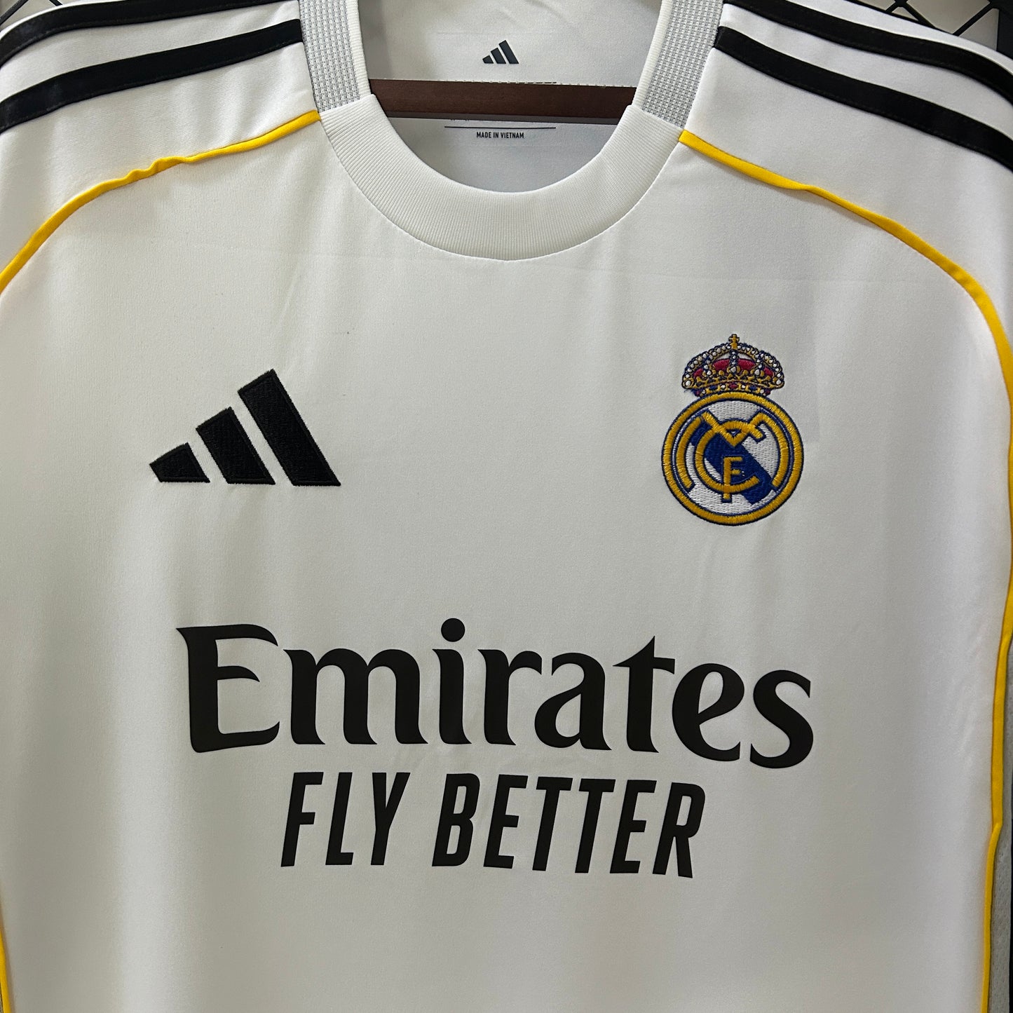 Real Madrid 25-26 Local (Fan Version)