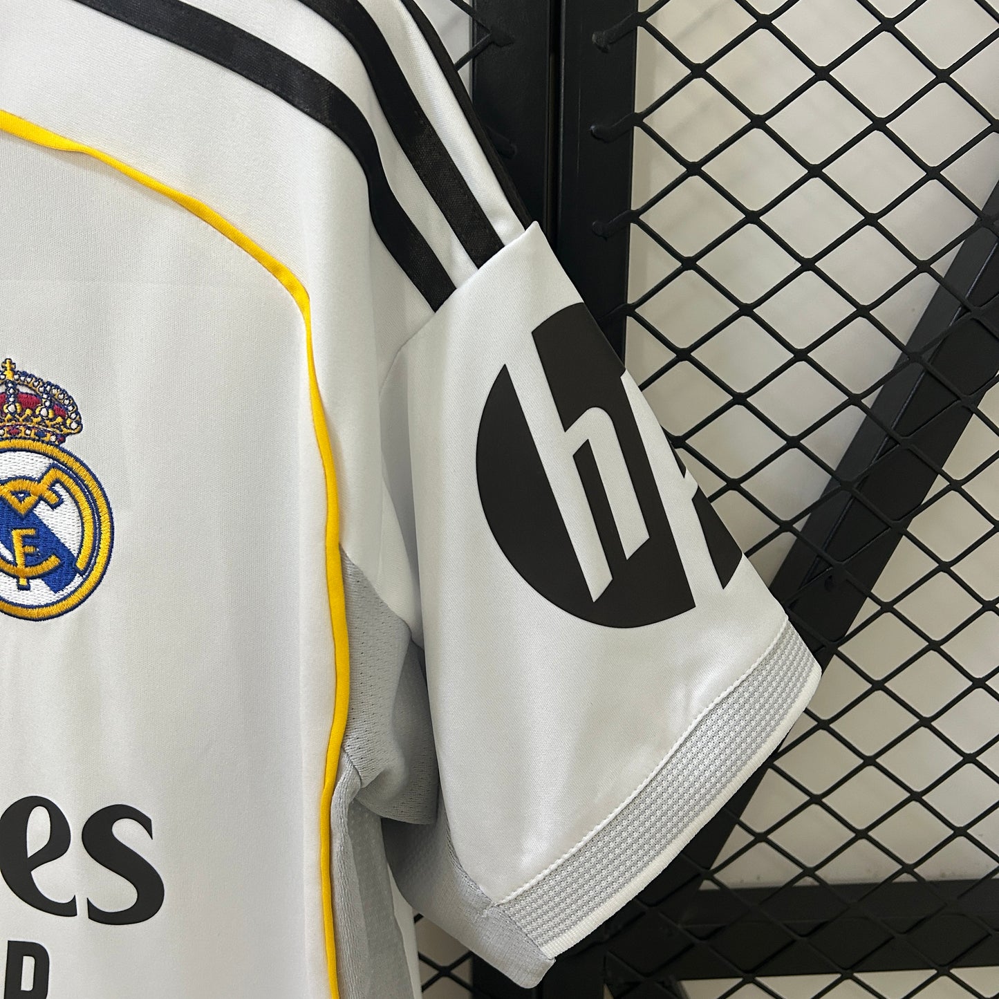 Real Madrid 25-26 Local (Fan Version)